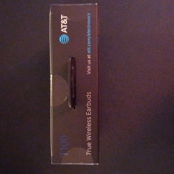 T100 True Wireless Earbuds - Picture 5 of 6